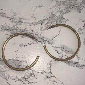 SHELIA FAJL EVERYDAY GOLD HOOP EARRINGS